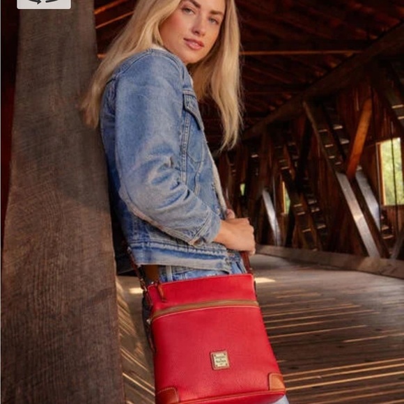 Dooney & Bourke crossbody - Picture 5 of 5